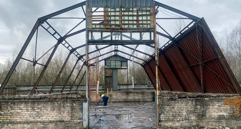 Демонтаж металлических ангаров и помещений. Металлострой. — фото 9